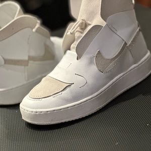 (WMNS) Nike Vandalized LX